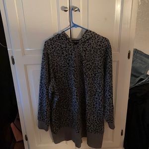 Lane Bryant 26/28 hoodie grey print